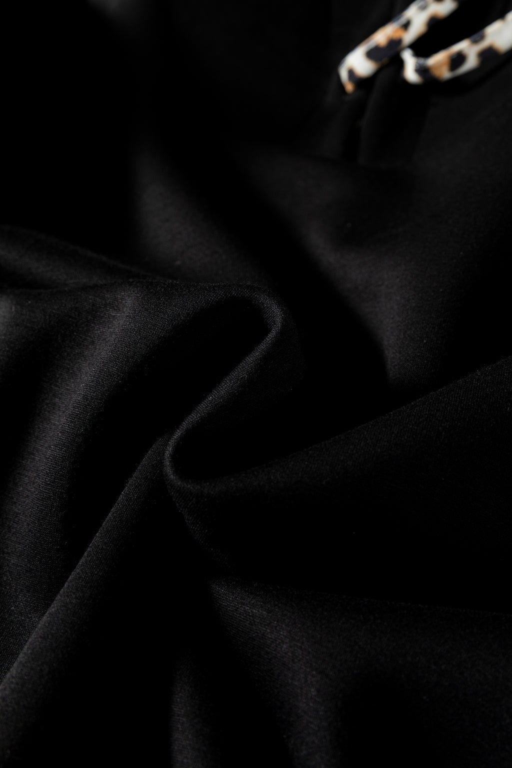 Black Leopard Contrast Drawstring Hood Drop Shoulder Loose Top