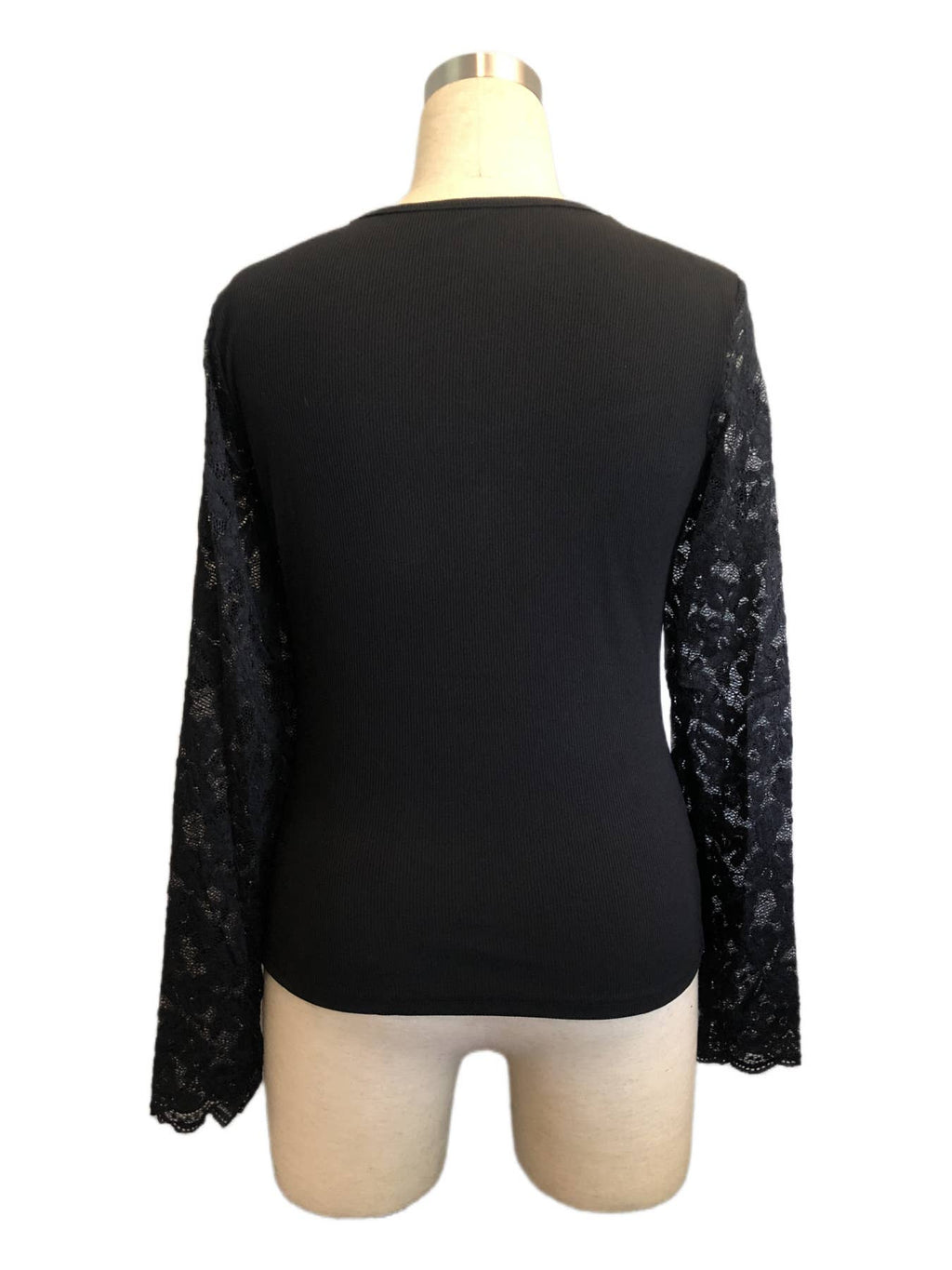 V-neck lace long-sleeved solid color slim T-shirt